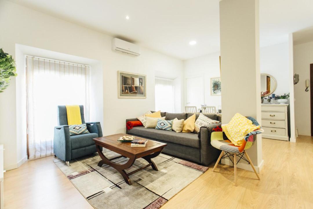 Bright And Comfortable- 2D 2B- Conde De Torrejon Sevilha Exterior foto