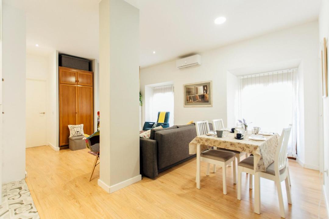 Bright And Comfortable- 2D 2B- Conde De Torrejon Sevilha Exterior foto